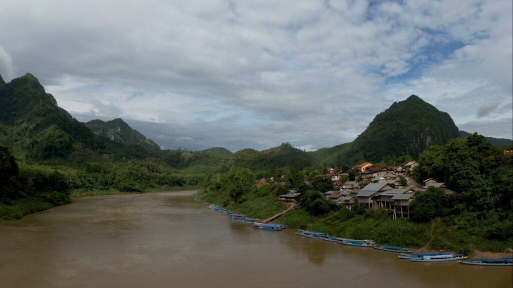Laos, Luang Prabang – Oudomxay – Nong Khiaw: 4 Day Northern Loop – 4 Day | Cycling tour through the northern part of the country