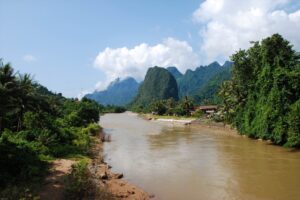 LAV-20 – Laos & Nordvietnam – 20 Tage