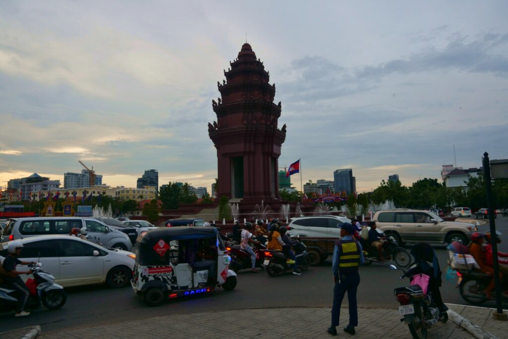 LCV-24 – Die große Mekong-Expedition: Ein Fluss, Vier Länder – 24 Tage