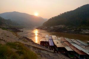 LCV-24 – Die große Mekong-Expedition: Ein Fluss, Vier Länder – 24 Tage